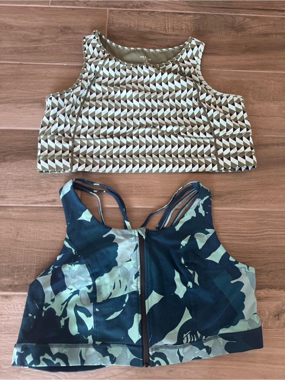 Torrid Lot of 2 sports bra size 4